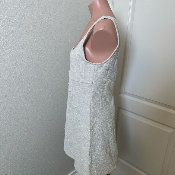H&M White Textured Mini Dress Sz M - Picture 2 of 4